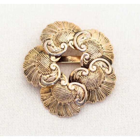 Vintage Intricate Bohemian Shells Gold Tone Brooch - A11 - Picture 1 of 2